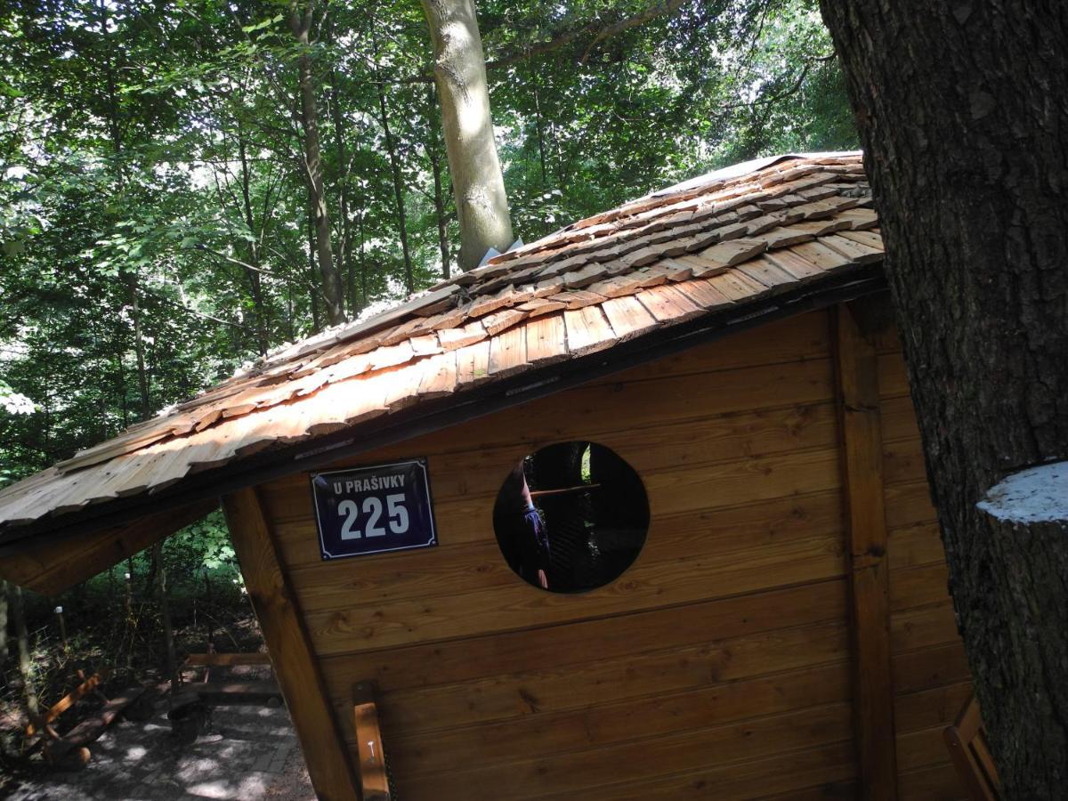 Treehouse V Brdech Villa Bohutín Екстериор снимка