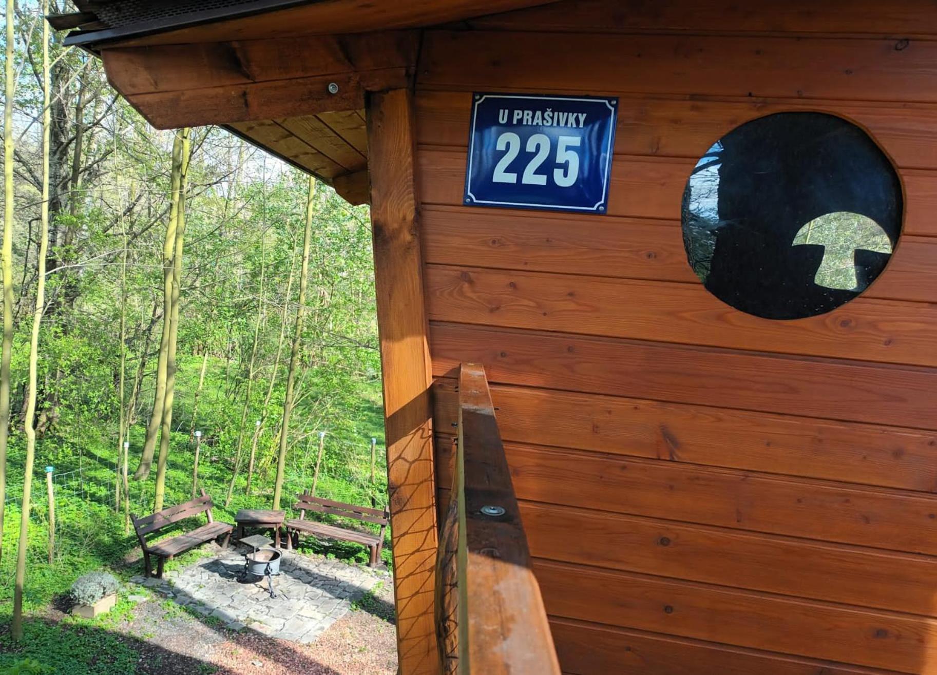 Treehouse V Brdech Villa Bohutín Екстериор снимка